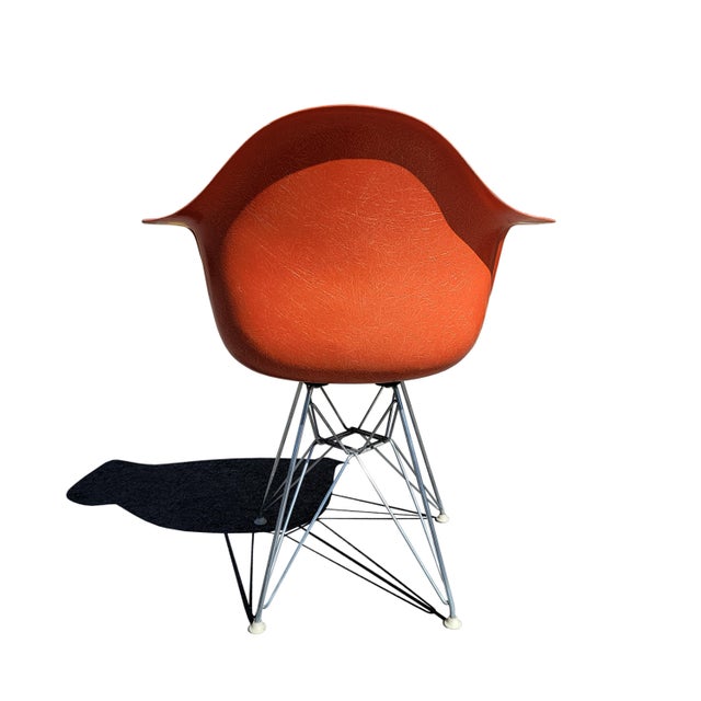 1960s Mid-Century Modern Eames Dar Fiberglass Armchair For Sale - Image 5 of 10