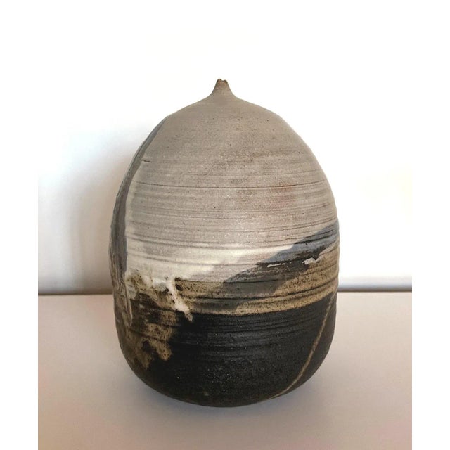 Important Storied Tall Ceramic Pot with Rattle and Fingerprints Toshiko Takaezu For Sale - Image 10 of 12