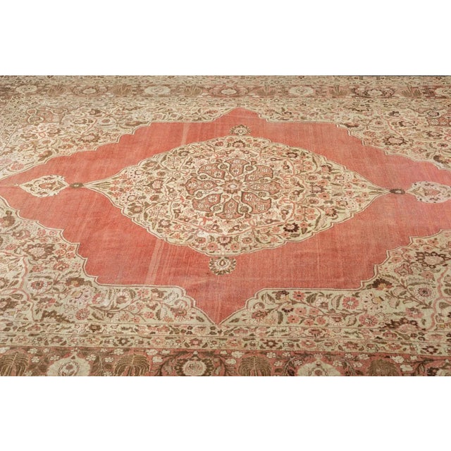 The well-woven to finely knotted 1890 to 1910 pieces woven in the eponymous workshop or its copyists, in Tabriz, in...