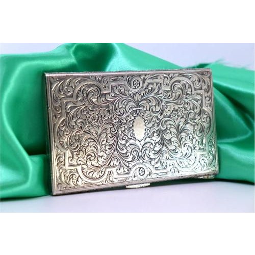 Metal Silver Cigarette Case with Floral Reliefs For Sale - Image 7 of 7