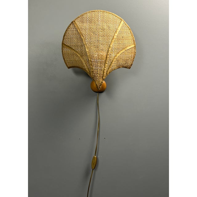Vintage Italian Rattan Wicker Pine and Brass Scallop Wall Sconces, 1970s, Set of 2 For Sale - Image 4 of 18