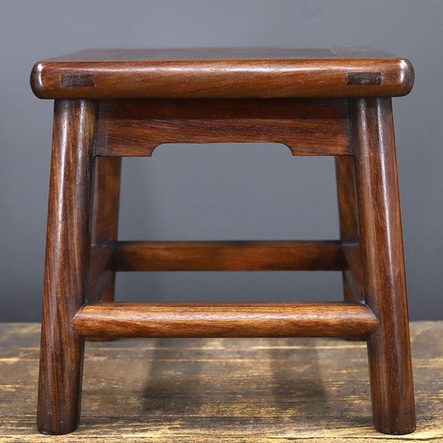 Vintage Chinese Ming Style African Rosewood Square Stool With Rich Grain For Sale - Image 4 of 9
