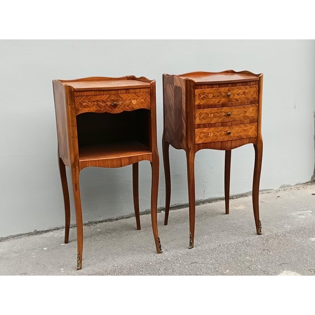 Late 19th Century Pair of French Louis XV Style Rosewood Side Tables Nightstands by Haentges Freres For Sale - Image 9 of 15