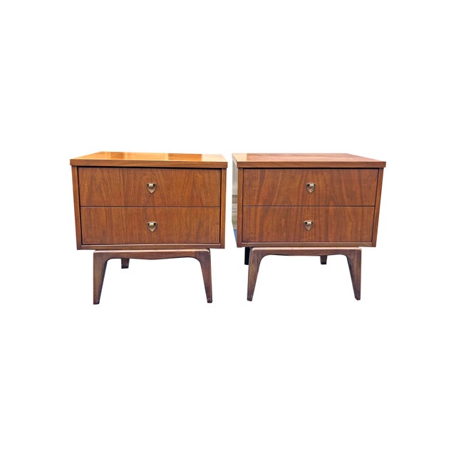 Mid-Century Modern Mid Century Modern Vintage Pair Nightstands or Side End Tables in Albert Parvin Style Design For Sale - Image 3 of 8