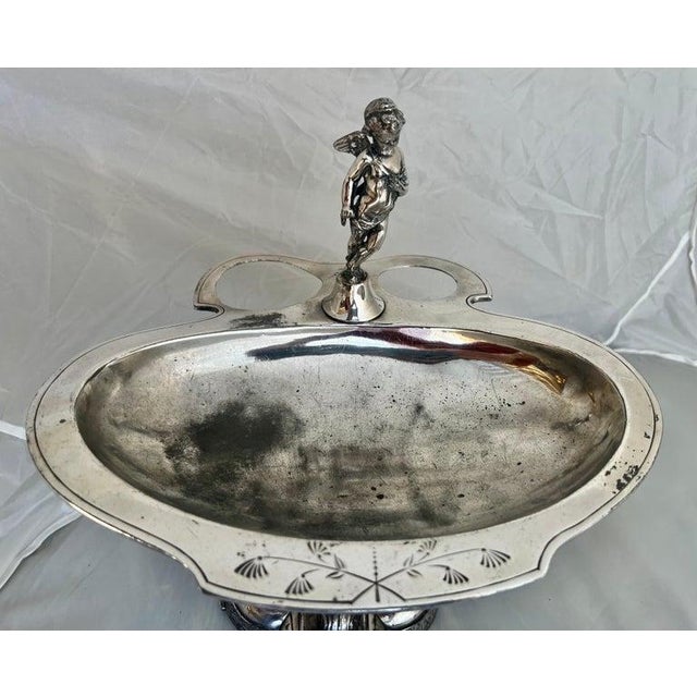 Early 20th Century Ornate Wilcox Silver Plate Serving Dish, Late Victorian, Angels, Usa For Sale - Image 4 of 15