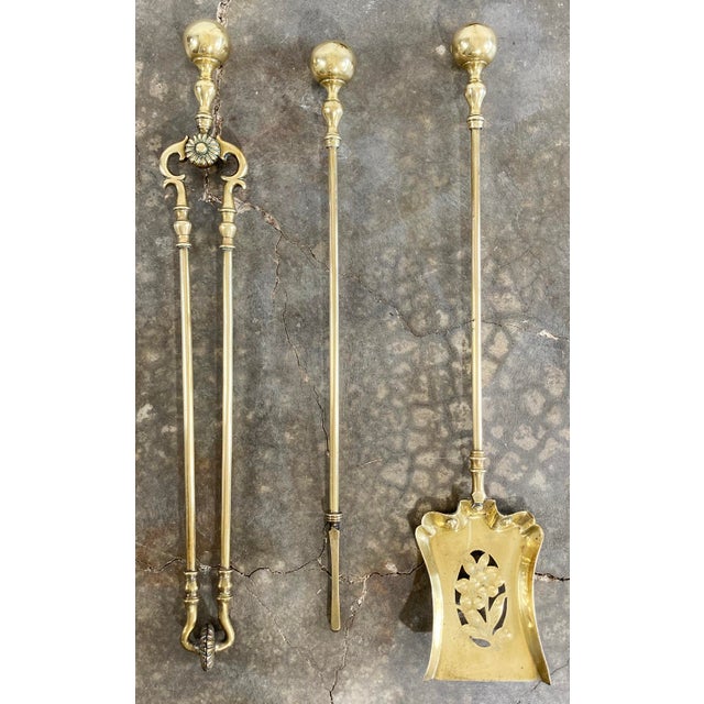 Antique Art Nouveau Style Brass Fireplace Tools on French Hunting Motif Stand For Sale - Image 11 of 14