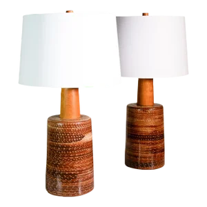 Pair Mid-Century Modern Gordon and Jane Martz 170 Lamps for Marshall Studios Maroon Sgraffito