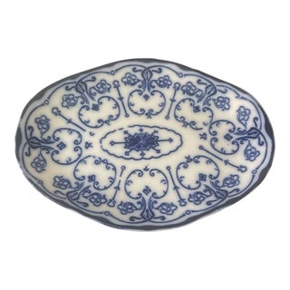 19th-Century English Flow Blue "Conway" Pattern Oval Platter by New Wharf Pottery For Sale