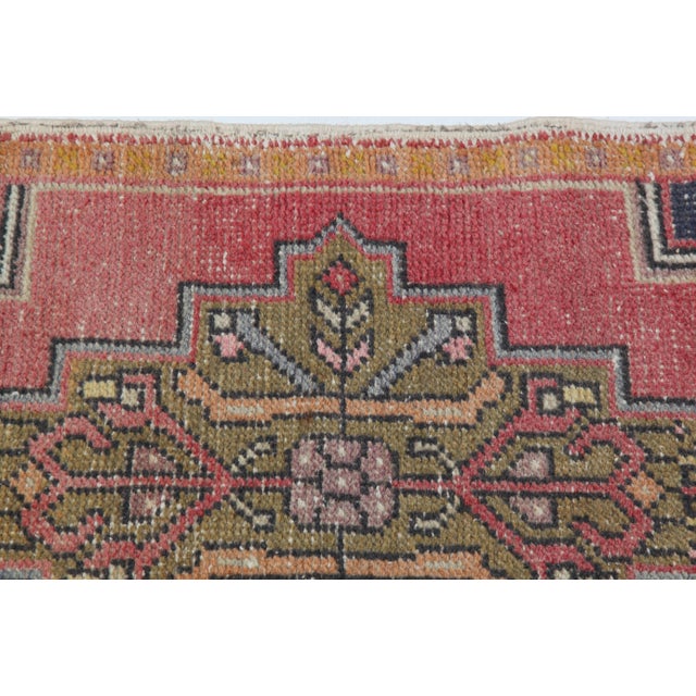 Mid 20th Century Traditional Turkish Entry Rug – Geometric Medallion & Floral Motifs -1' 9'' X 3' 4'' For Sale - Image 9 of 11