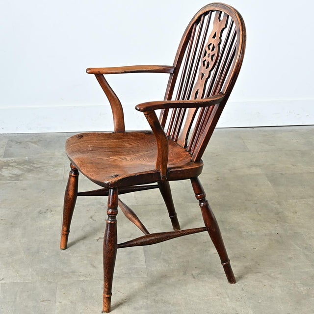 English 19th Century Elm Windsor Armchair For Sale - Image 4 of 12