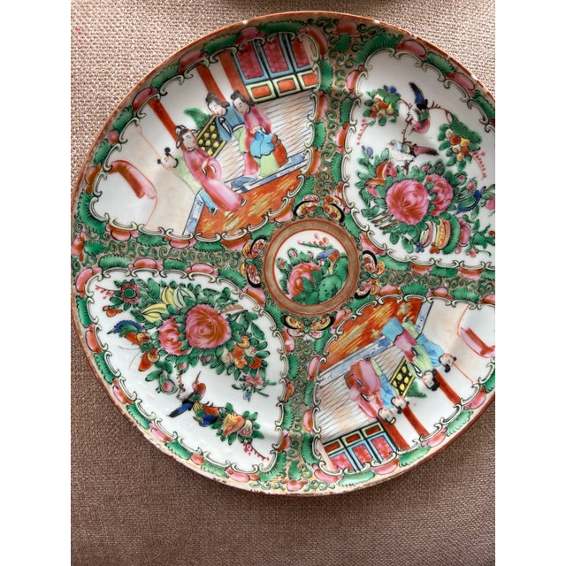 Pair of 19th Century Chinese Rose Medallion Export Porcelain Plates - 10” For Sale - Image 10 of 10