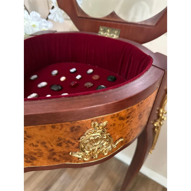Brown Mid 20th Century Fabergé Heirloom Furniture Collection Heart-Shaped Display Jewelry Table For Sale - Image 8 of 9