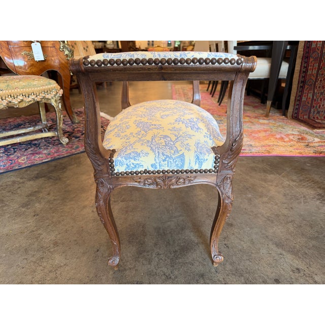 Wood Vintage French Louis XV Style Toile De Jouy Carved Window Bench For Sale - Image 7 of 9