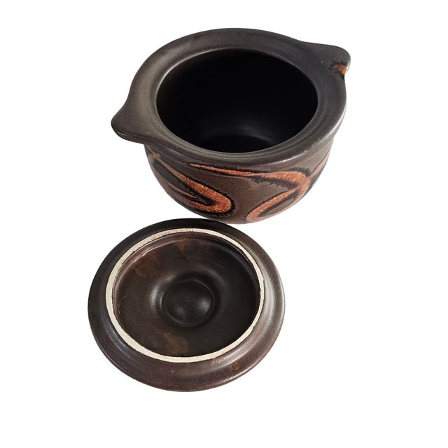 Brown Mid-Century Laurentian Canadian Pottery No. 370 Covered Soup Bowls, Pair For Sale - Image 8 of 11