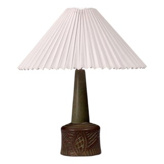 1960s Mid-Century Modern Pm Keramik, Tall Table Lamp, Green and Brown Carved Ceramic For Sale