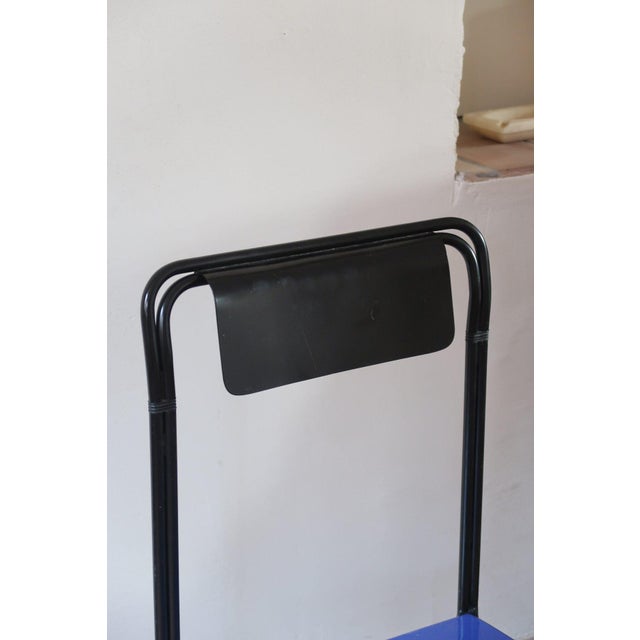 1980s Kaa Chair attributed to Francesco Soro in Black Lacquered Metal with Blue Seat, Italy, 1980s For Sale - Image 5 of 13
