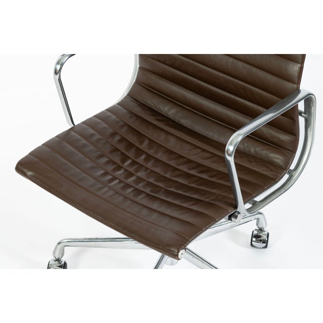 Eames Herman Miller Brown Leather Aluminum Group Thin Pad Desk Chair, 2008 For Sale - Image 17 of 18