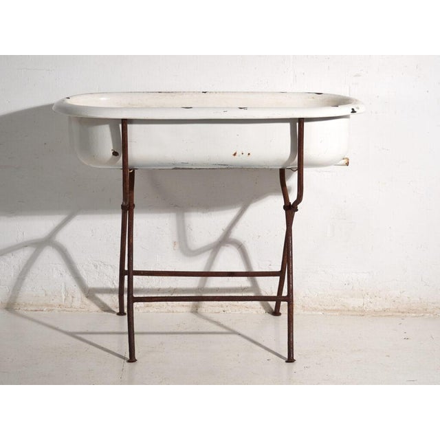Bathtub in Enamelled Iron, Central Europe, 1950 For Sale - Image 6 of 14
