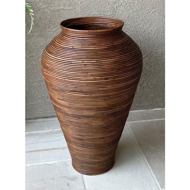 Raymor Late 20th-Century Gabriella Crespi-Style Pencil Reed Rattan Pithos-Shape Floor Vase For Sale - Image 4 of 18