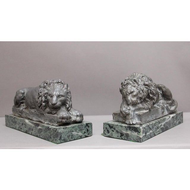 Grand Tour Models of Canova Lions in Marble, 1920, Set of 2 For Sale - Image 9 of 9