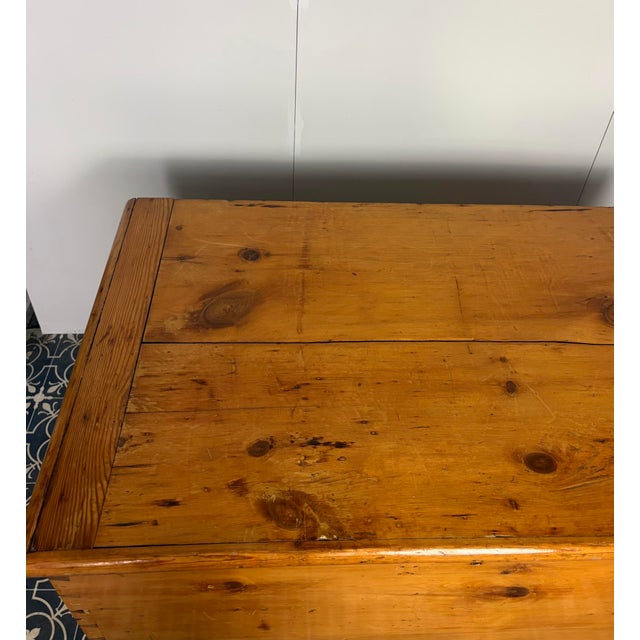 Wood Large Antique 19th Century Large Victorian Pine Trunk Blanket Box For Sale - Image 7 of 17