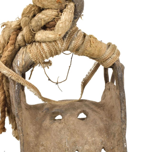 Early 20th Century Early 20th Century Tuareg Metal Camel Stirrup Mali For Sale - Image 5 of 6