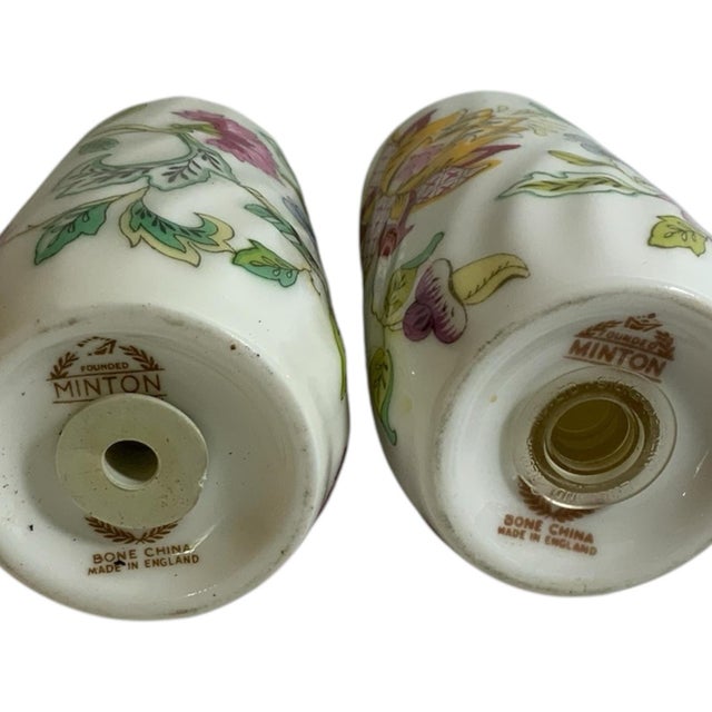 1940s Vintage Minton Haddon Hall Salt & Pepper Shaker Fine Bone China Green England 1948-2011 For Sale - Image 5 of 6