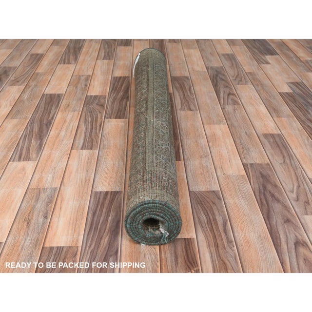 1960s Brown Vintage Persian Rug For Sale In New York - Image 6 of 7