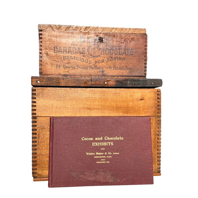 1900 - 1909 Antique Wood Baker's Chocolate Boxes From Maine, Pair For Sale - Image 5 of 12