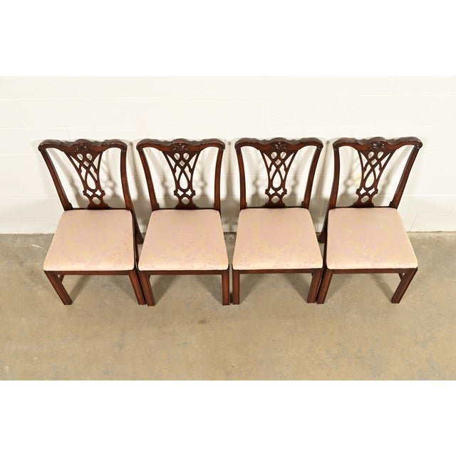 1980s Baker Furniture Style Georgian Carved Mahogany Dining Chairs, Set of Four For Sale - Image 5 of 12