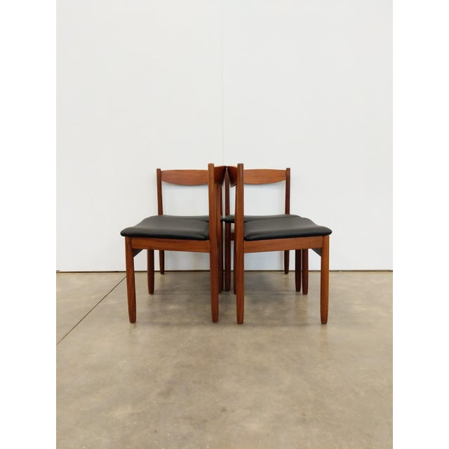 Mid-Century Modern Set of 4 Vintage Mid Century Modern Dining Chairs For Sale - Image 3 of 8