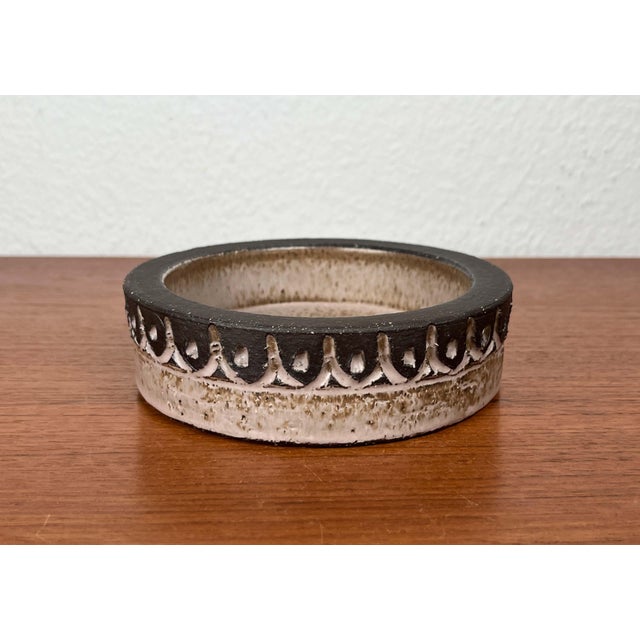 Mid-Century Modern Danish Studio Pottery Bowl from Lovemose, 1960s For Sale - Image 4 of 13