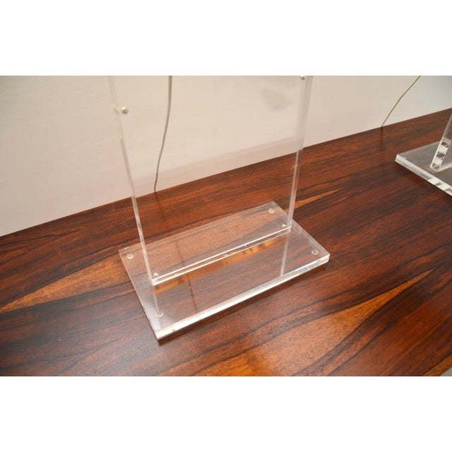 Vintage French Acrylic Table Lamps, 1970, Set of 2 For Sale - Image 9 of 11