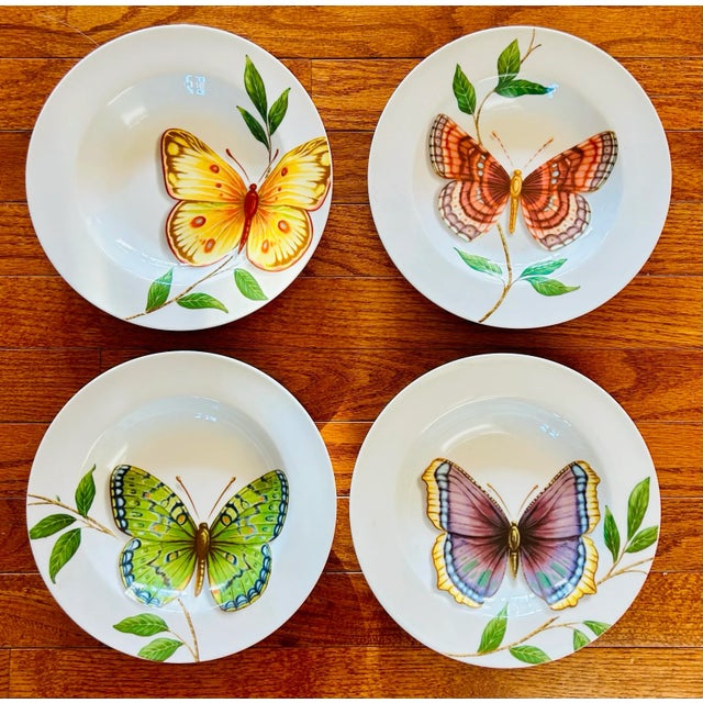 Memphis Set of 4 Butterfly Pattern Soup Bowls by Queen’s Porcelain For Sale - Image 3 of 7