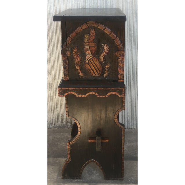 1920s 20th Century Carved and Polichromed Cabinet Bar on Stand Varqueno, Buffet, Spain For Sale - Image 5 of 13