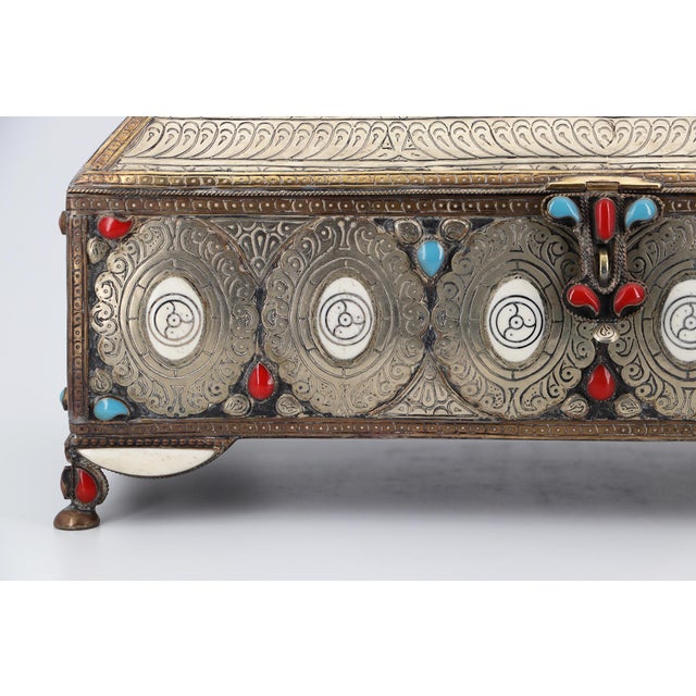 1960s Large Box Decorated With Silver and Turquoise Stones For Sale - Image 6 of 17