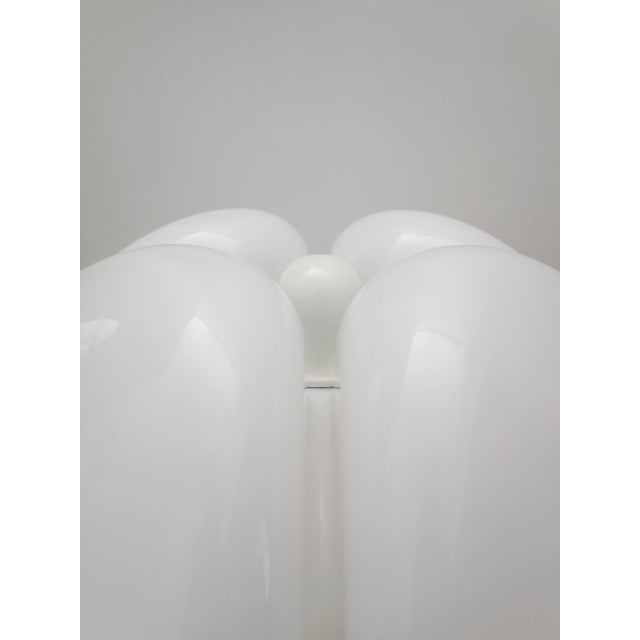First Edition Pipistrello Floor Lamp by Gae Aulenti for Martinelli Luce, 1960s For Sale - Image 6 of 18