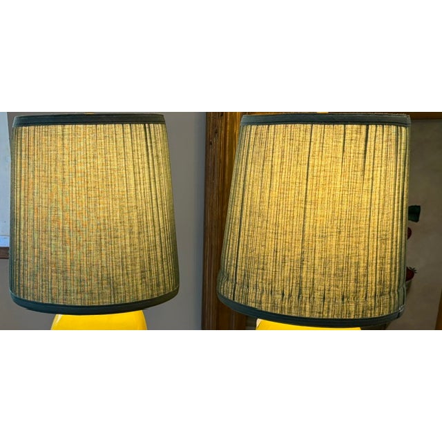 Textile Mid Century Yellow Ceramic Lamps With Original Green Shades For Sale - Image 7 of 8