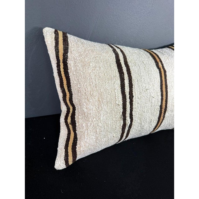 Contemporary Turkish Hemp Pillow Cushion Natural Beige Brown Pillow Cushion Cover 16 "x 24" For Sale - Image 3 of 4