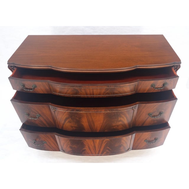 Flame Mahogany Bow Front Claw Feet 3 Drawers Dresser Chippindale Style MINT For Sale - Image 17 of 18
