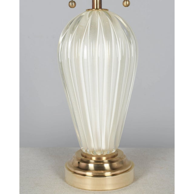 Mid-Century Modern Seguso White Murano Glass Mid Century Lamp For Sale - Image 3 of 11
