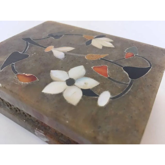 Anglo-Raj Marble Inlay Box Pietra Dura Censor For Sale - Image 10 of 11