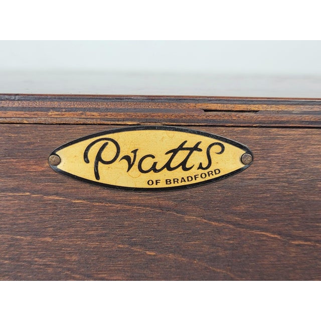 Edwardian Bureau Desk in Walnut, 1910 For Sale - Image 6 of 18