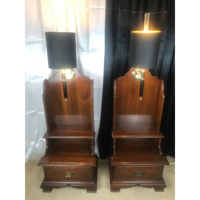 Mid-Century Modern Curved Willett Tall Walnut Nightstands With Lights, Mid-Century Modern - Set of 2, 1938 For Sale - Image 3 of 12