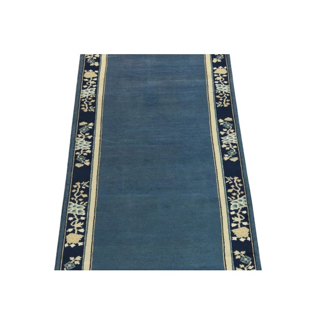 1980s Vintage Chinese Deco Style Runner in Deep Blue, Off White, Gold Floral Border For Sale - Image 5 of 6