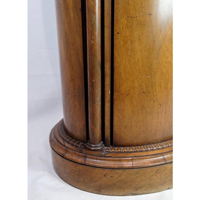 Oval Mahogany Pedestal Cabinet with Carvings, 1820s For Sale - Image 9 of 11