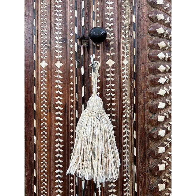 Wood Superb 19th Century Anglo-Indian Rosewood Cabinet, Intricate Ebony Inlay For Sale - Image 7 of 18