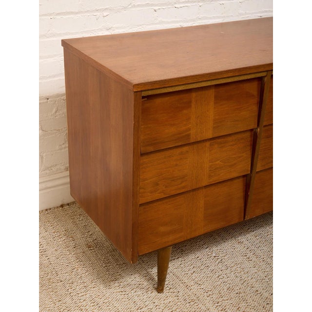 Burnt Umber Mid 20th Century Louvered Drawer 9 Dresser For Sale - Image 8 of 9