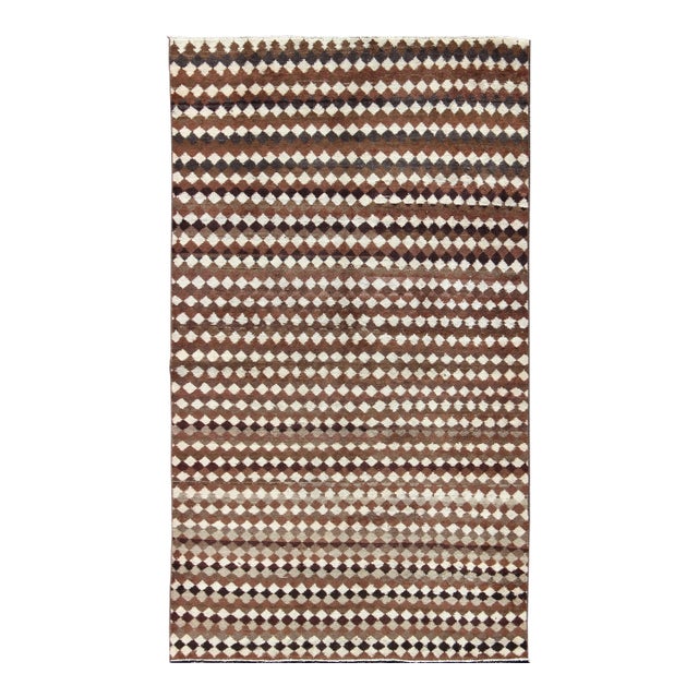 Mid-Century Modern Rug With All-Over Checkerboard Pattern in Multi Brown Tones 5'5"x9'4" For Sale