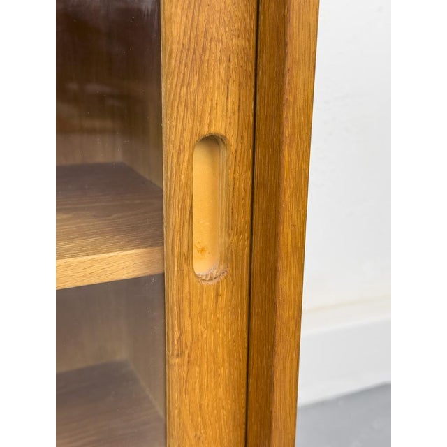 Wood Danish Oak Display Case from Brouer, 1960s For Sale - Image 7 of 18